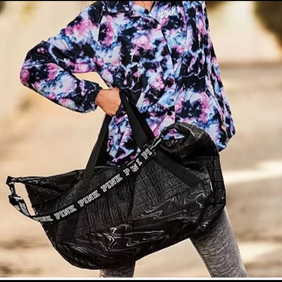 PINK Victoria's Secret Handbags - ❌SOLD❌ VS PINK duffel bag